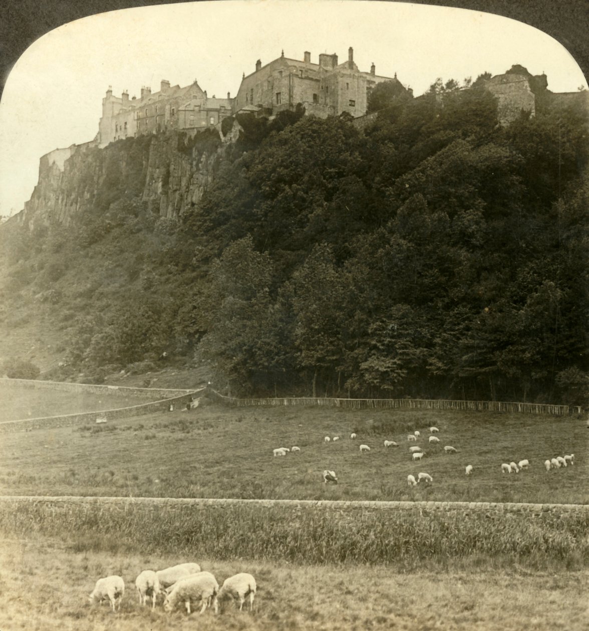 Stirling Kalesi, eski zamanların krallarının oturduğu yer...İskoçya, c1900. by Underwood and Underwood
