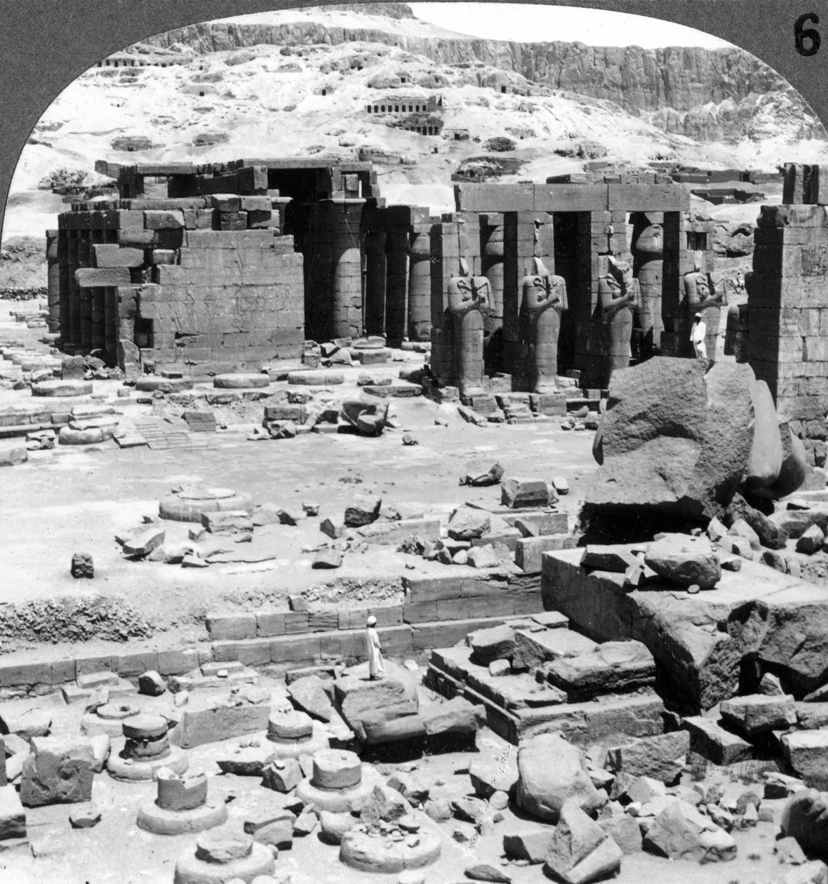 Ramses, II. Ramses tapınağı, Thebes, Mısır, 1905. by Underwood and Underwood