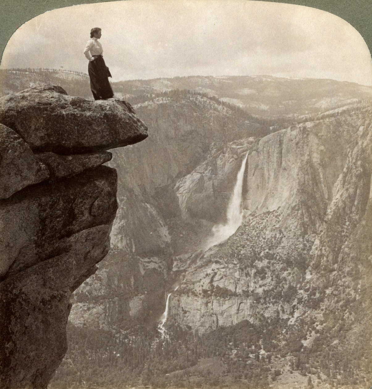 Buzul Noktasından görünüm, Yosemite Vadisi, Kaliforniya, ABD, 1902. by Underwood and Underwood