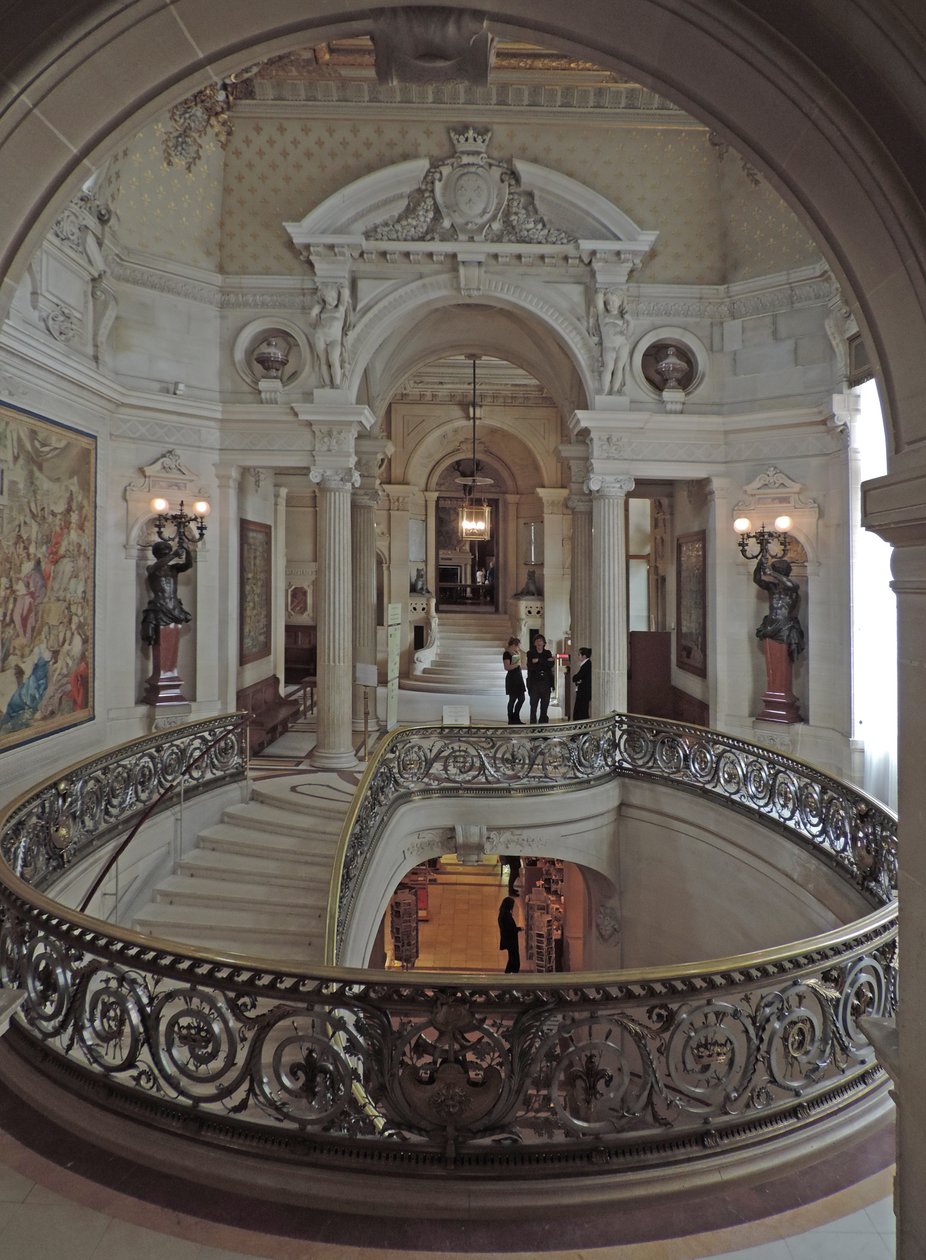Chantilly, Chateau: Şatodaki giriş holü, by Unknown