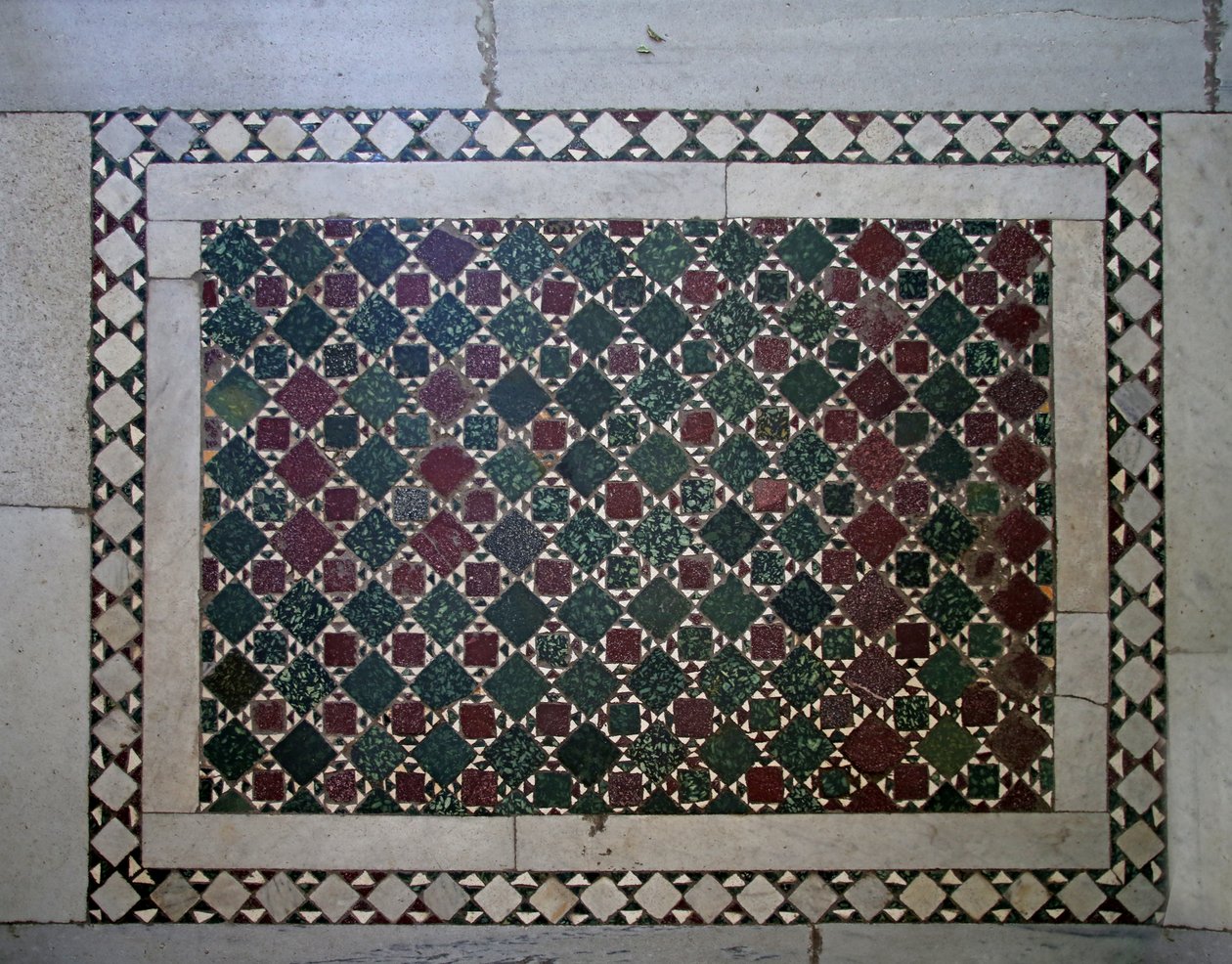 Kaşmati Kaldırımı by Unknown