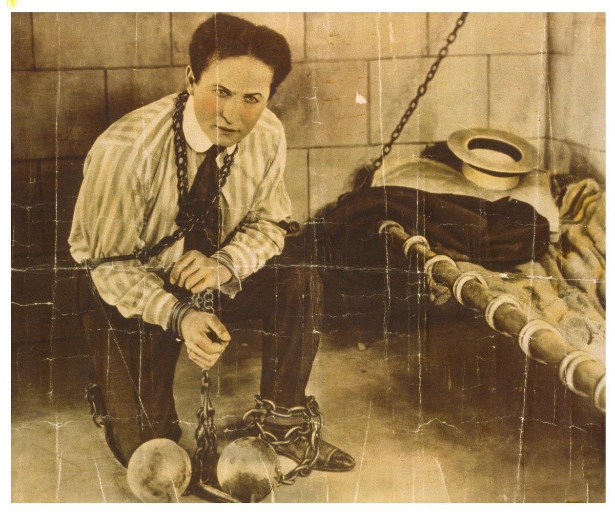Harry Houdini c.1898 (sepya fotoğrafı) by Unknown