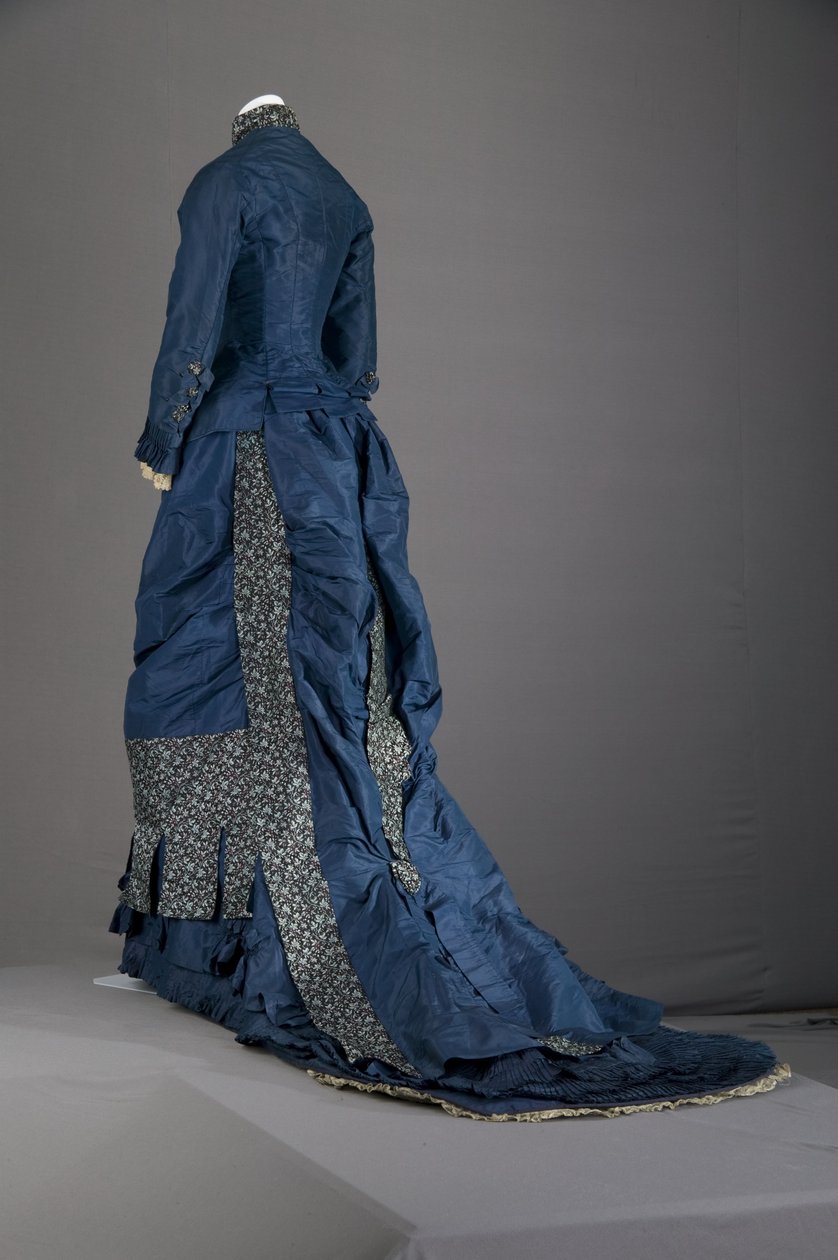Nedime elbisesi by Unknown artist