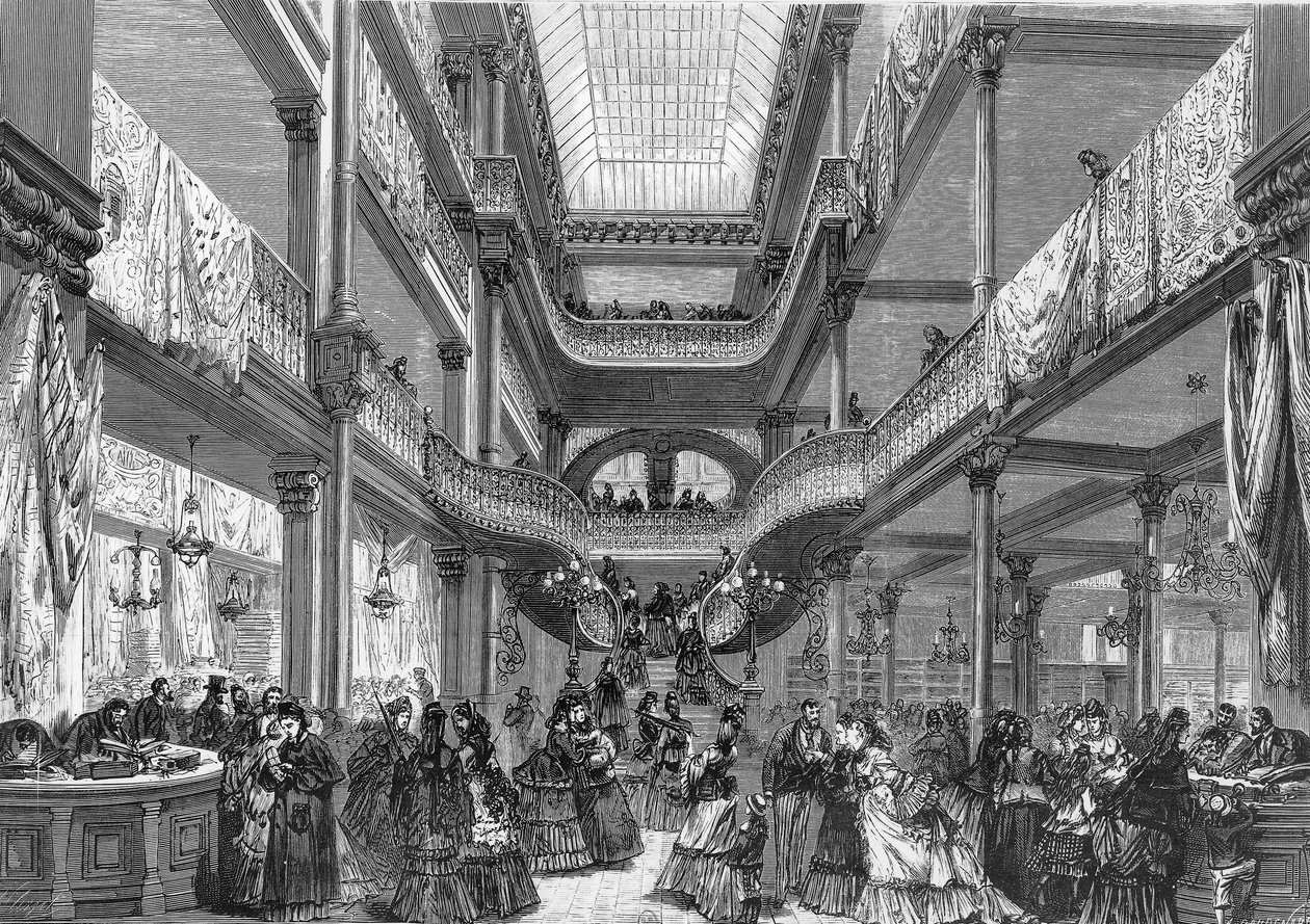 Ünlü Paris mağazası Au Bon Marche'nin İç Görünümü by Unknown artist