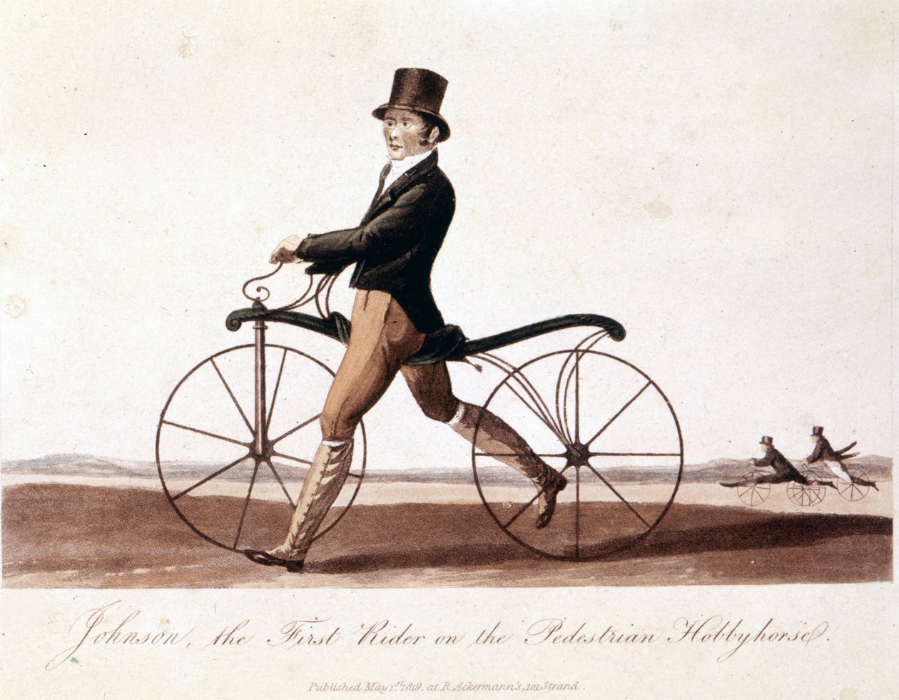 Johnson bir bisiklet üzerinde. Bu, Baron von Drais tarafından icat edilen modeldir: Draisienne. Tahtadan yapılmıştı ve henüz pedallar yoktu. 1819'un renkli litografisi by Unknown artist