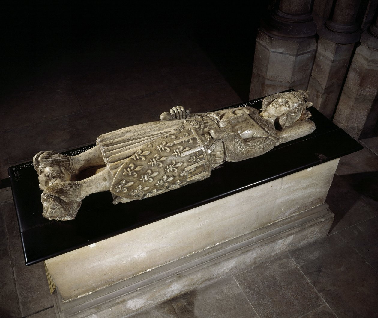 Anjou Charles I veya Sicilya Charles (1227-1285), Napoli ve Sicilya Kralı mermerinde yatıyor. Saint Denis Bazilikası. by Unknown artist
