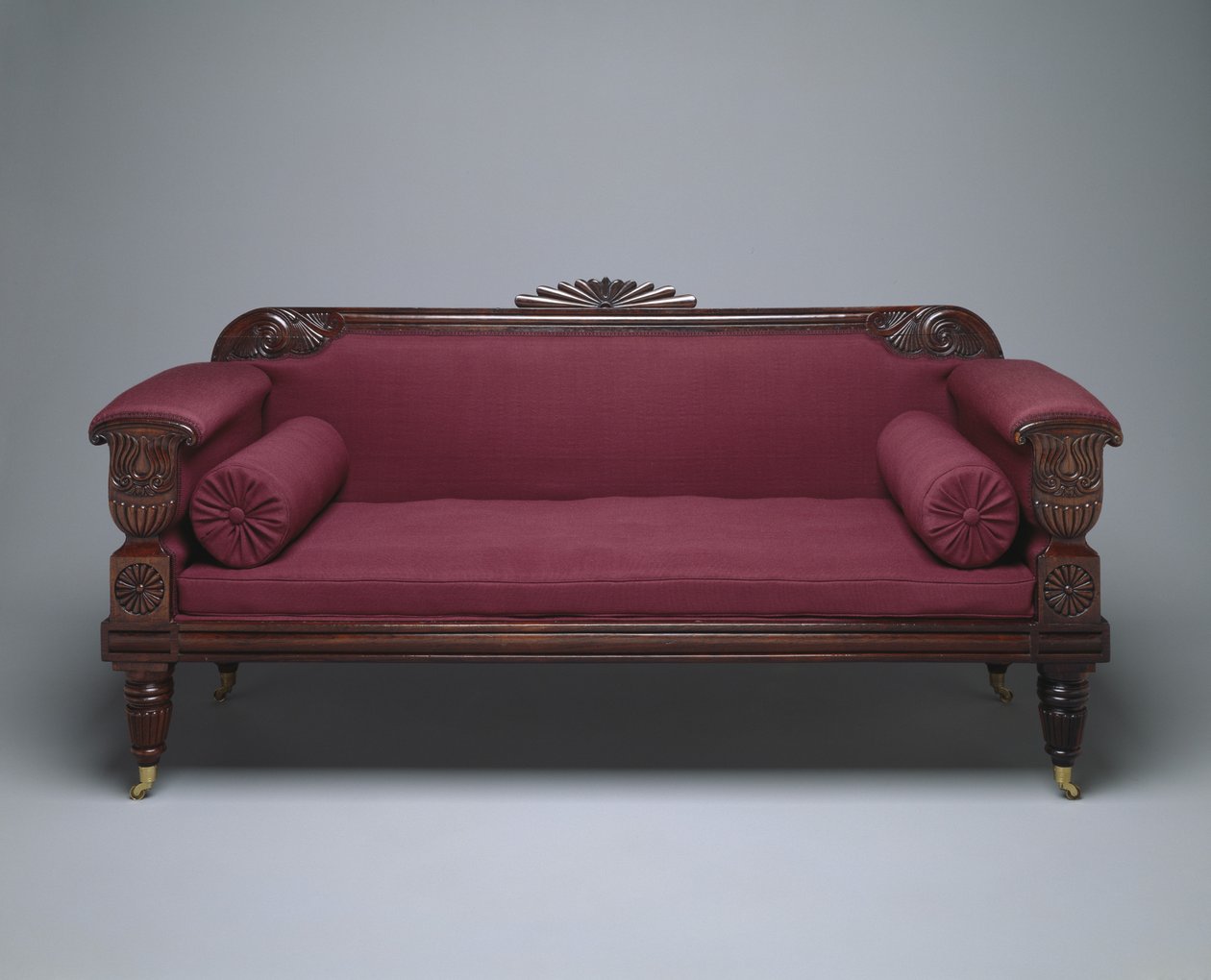 Kanepe, c.1821-35 (yün döşemeli gül ağacı ve çam) by Unknown artist