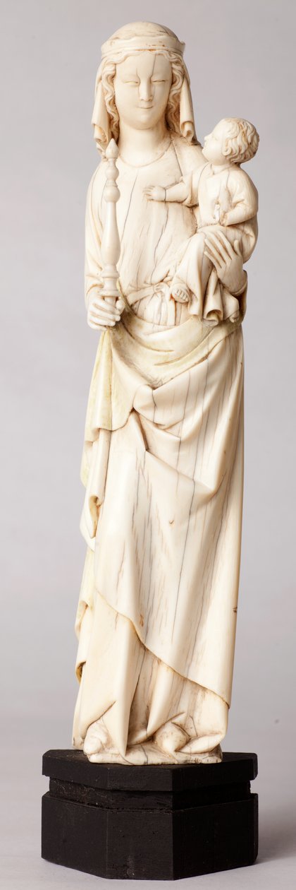 Heykel. Madonna ve Çocuk. Katedral bölümünün dekanı Mgr Cantineau