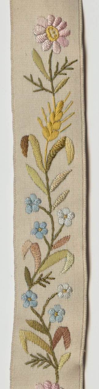 Jartiyer, c.1880 (ayrıntılı görünüm), İşlemeli beyaz saten, deri, gümüş, Üretici bilinmiyor by Unknown artist