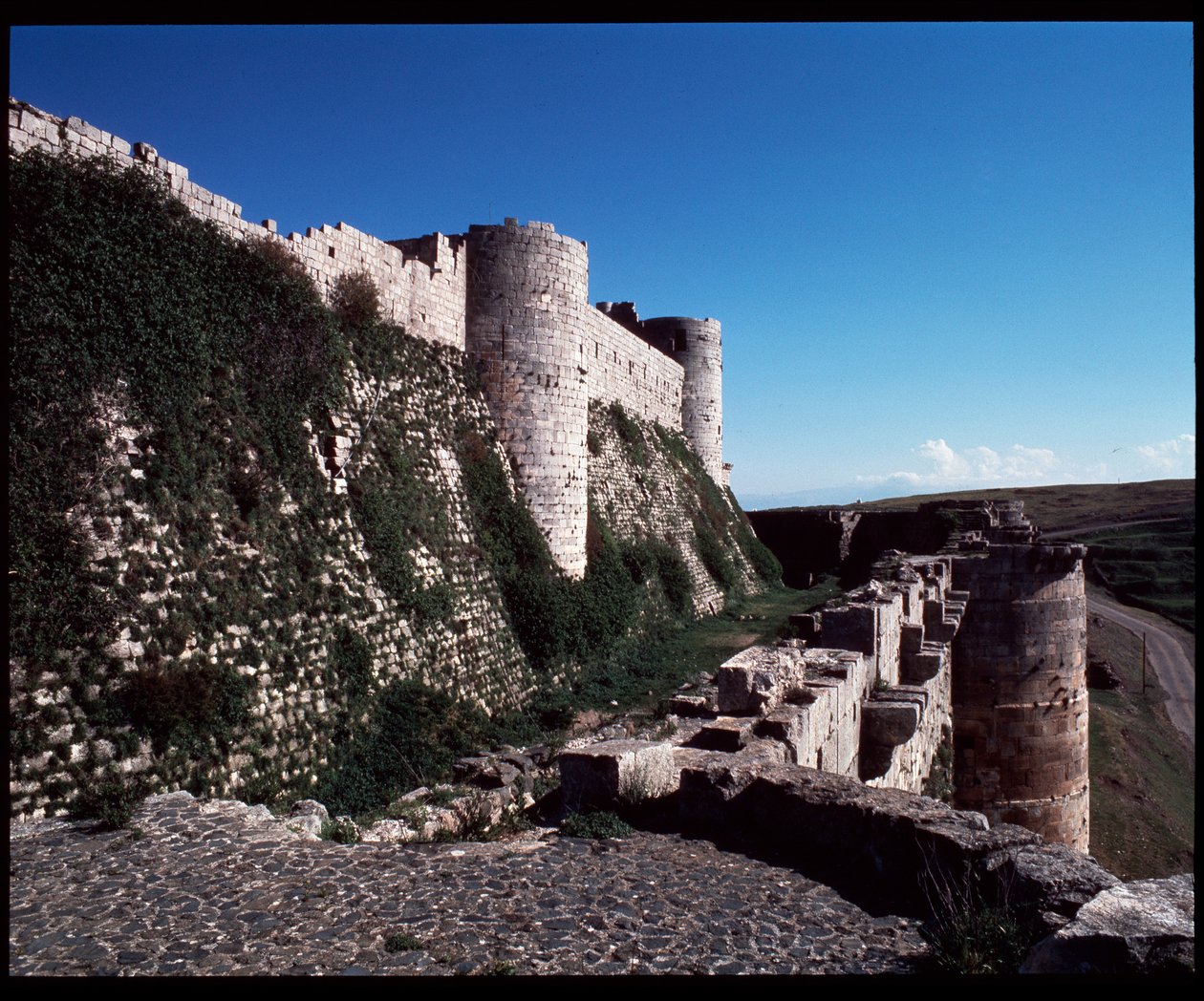 Krak of the Knights, Crusader Kalesi, c.1100 (Fotoğraf) by Unknown artist