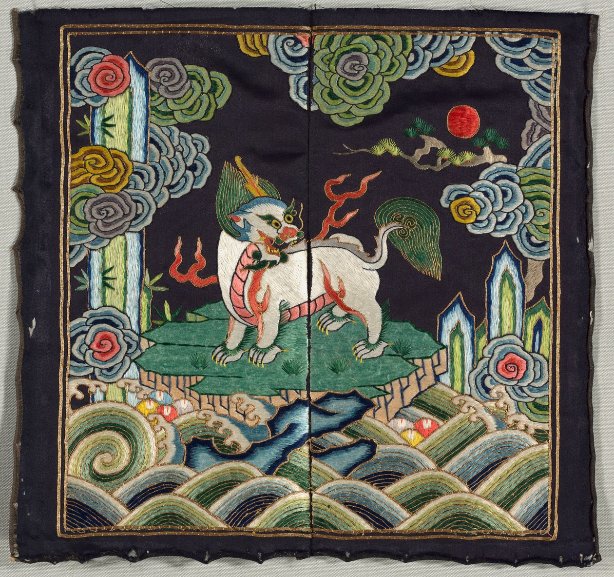 Rütbe Rozeti (buzi) by Unknown artist