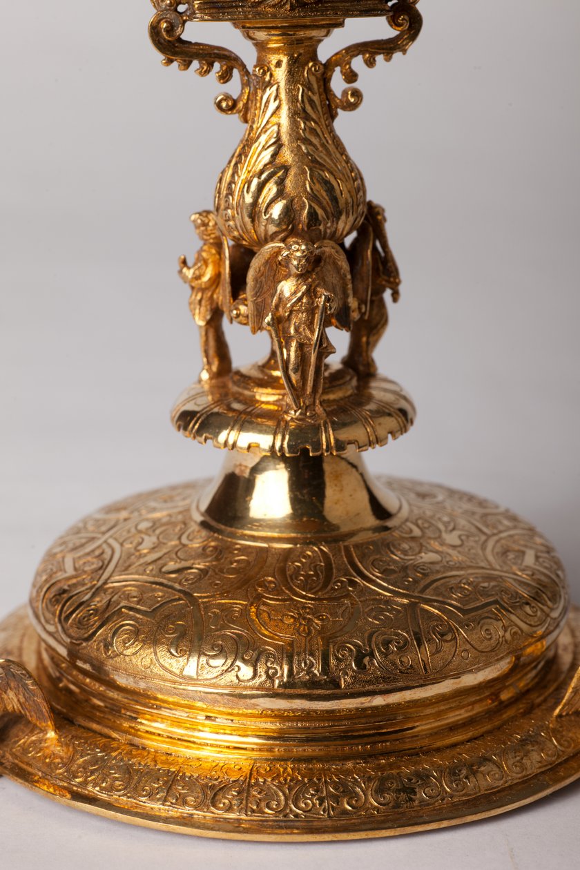 Reliquary çapraz. Juwels ile metal işleme. Köken manastırı (Saint-Amand Tournai, eski Elnone. 16. yüzyıl. Alt detay. by Unknown artist