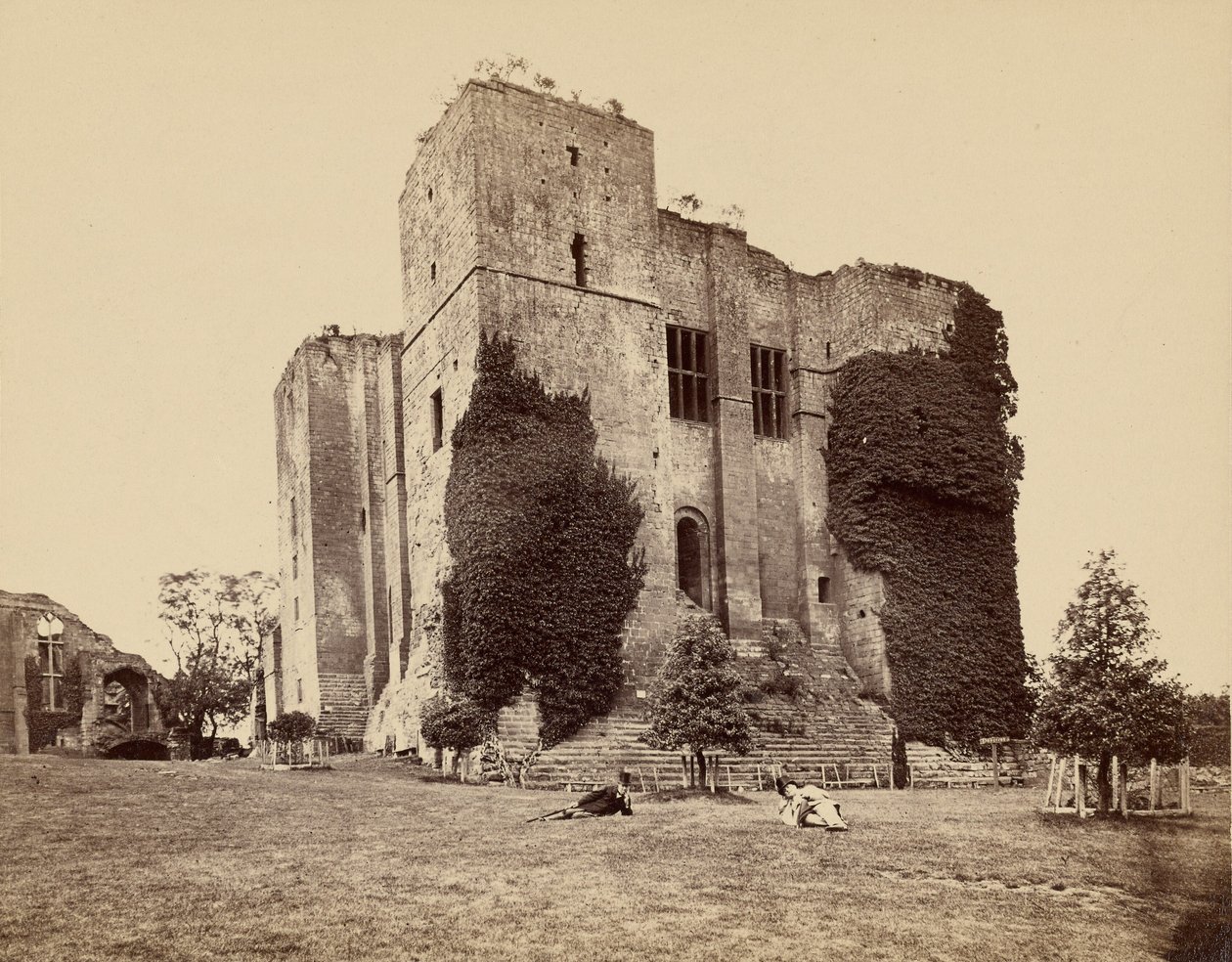[Kenilworth Kalesi Harabeleri] by Unknown artist