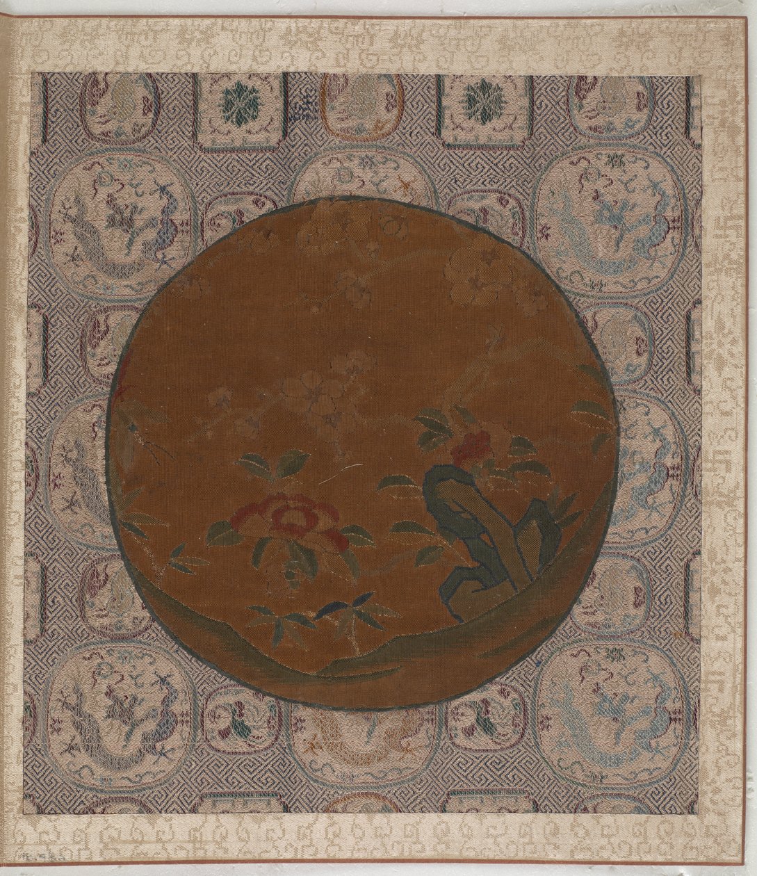 Halılar (<em>Ko-ssu</em>) by Unknown artist
