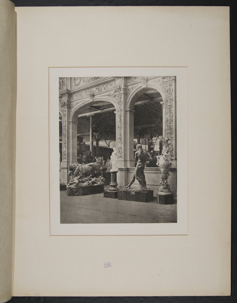 Giriş İtalyan bölümü, İmalat Binası by Unknown photographer