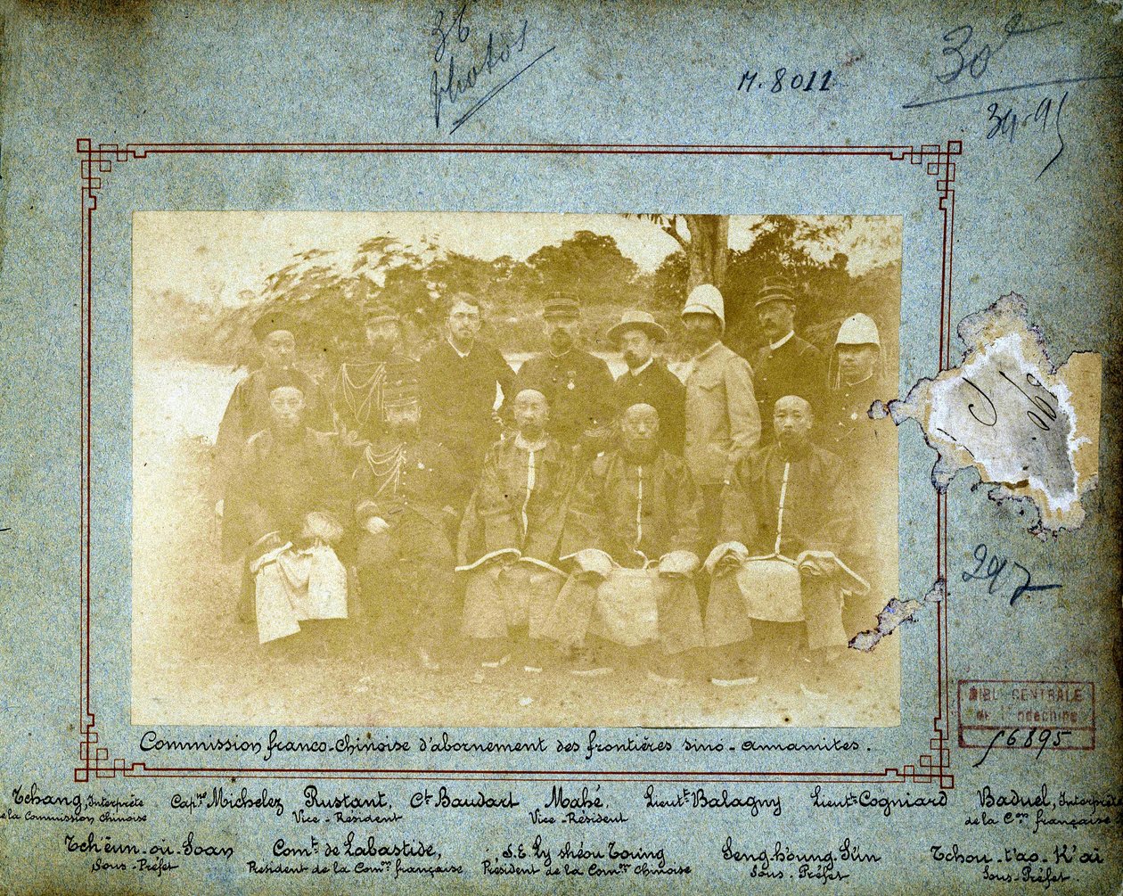 Fransız-Çin Komisyonu (Çin-Annamit sınırının tanımı) by Unknown photographer