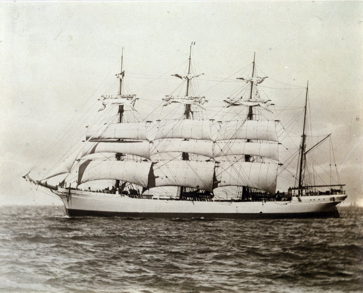 Fransız yelkenli Emile Renouf Le Havre açıklarında 02/07/1897 Photography by Unknown photographer