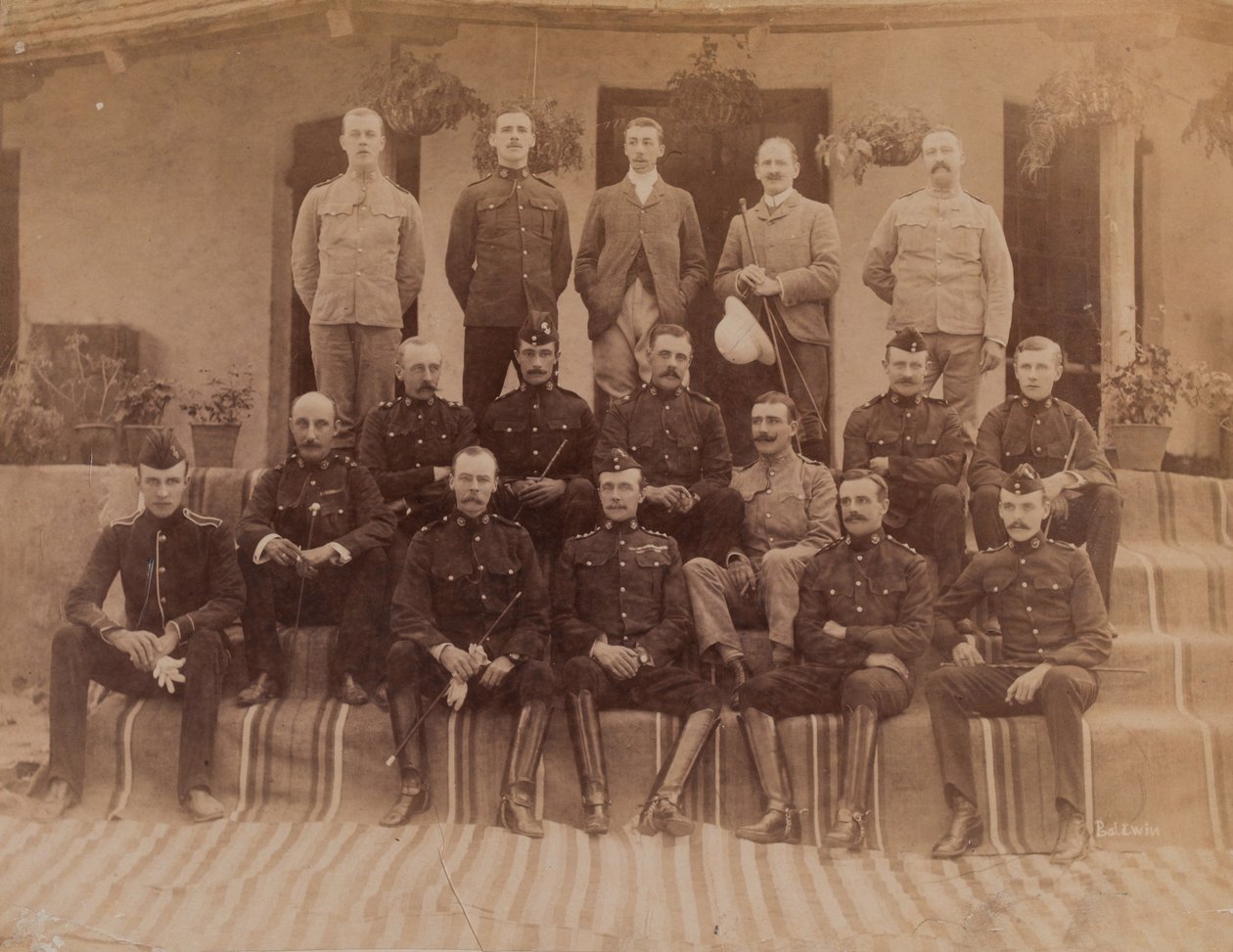 Hayber Tüfekleri Üyeleri by Unknown photographer