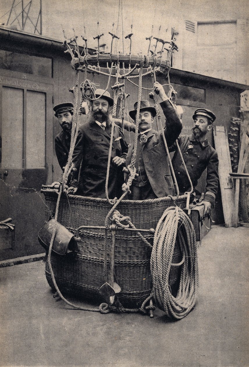 Sıcak hava balonu ile fotoğraf çekimi. Fotoğraf, 19. yüzyıl sonu, Paris. Kol. Selva. by Unknown photographer
