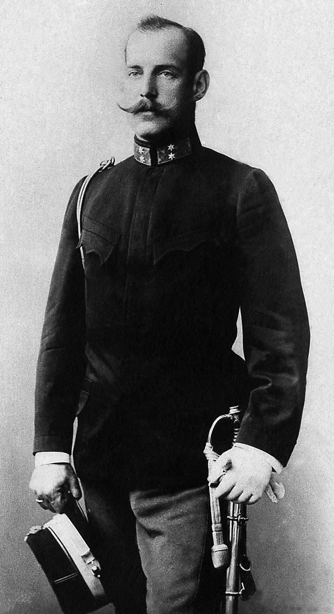 1913
