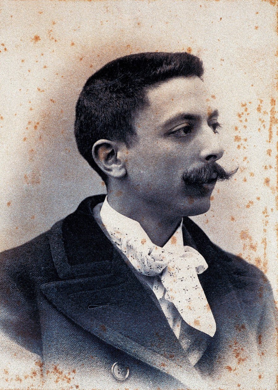 Enrique Granados'un (1867-1916) 1895 İspanyol besteci ve piyanist portresi. by Unknown photographer