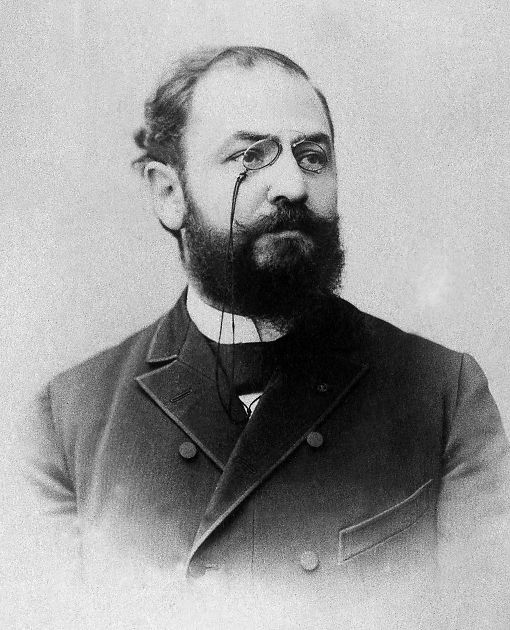 Leon Bourgeois (1851-1925), Fransız politikacı portresi. by Unknown photographer