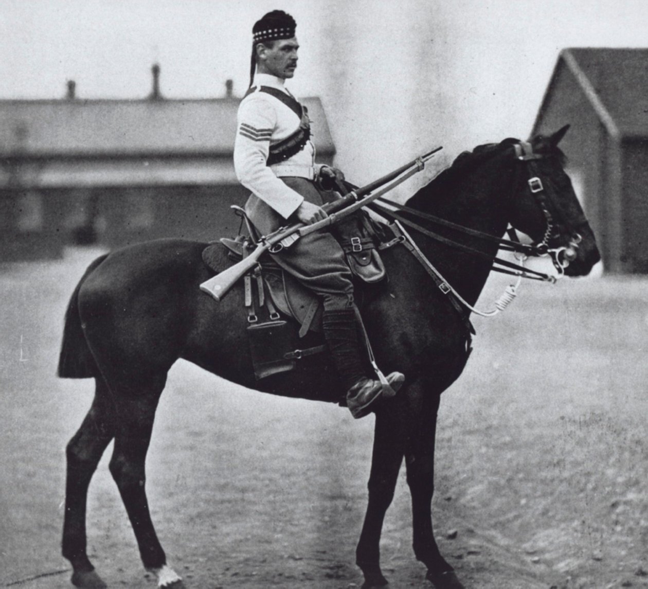Atlı bir piyade olarak donatılmış 92. Gordon Highlanders
