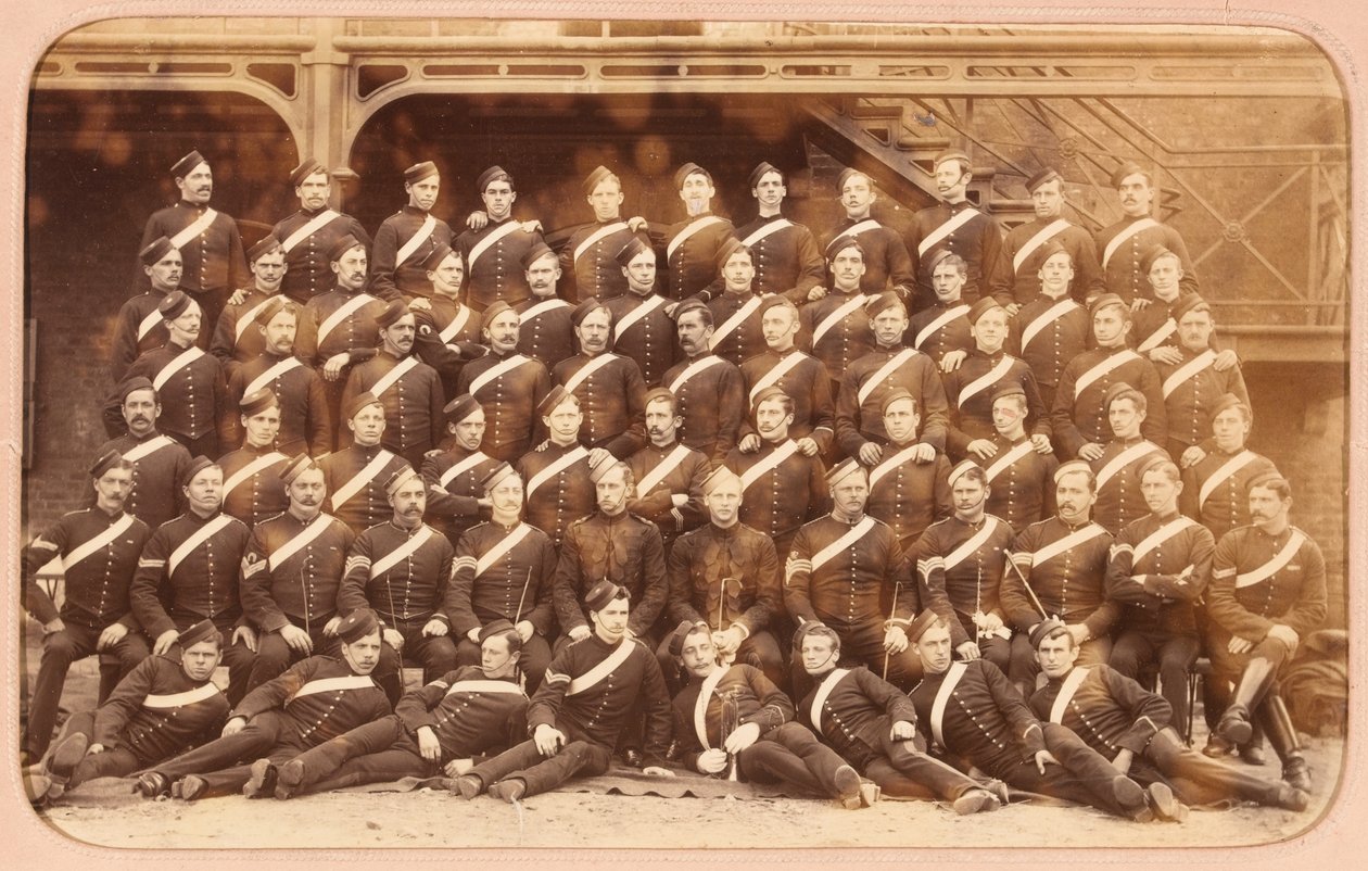 1. (Kraliyet) Ejderhalarının Ahır elbiseli askerleri, Aldershot by Unknown photographer
