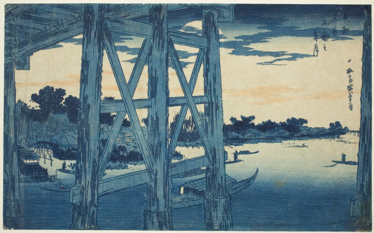 "Doğu Başkentinin Ünlü Manzaraları (Toto meisho)" dizisinden Ryogoku Köprüsü'nde Alacakaranlık Ayı (Ryogoku no yoizuki) by Utagawa Hiroshige