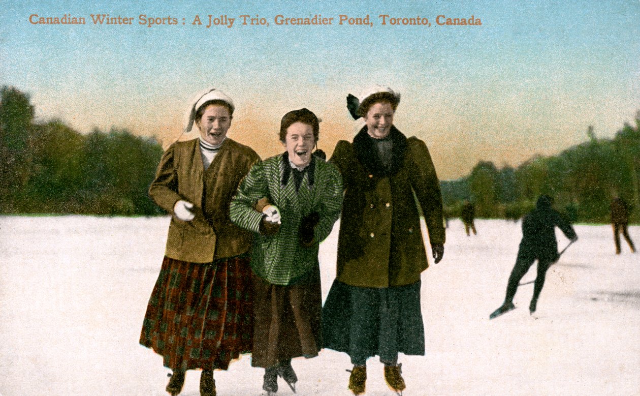 Kanada Kış Sporları: Bir Jolly Trio, Grenadier Pond, Toronto, Kanada, 20th Century. by Valentine and Sons Publishing Co