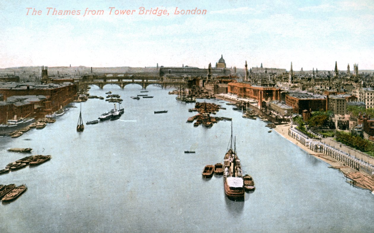 Thames Nehri, Londra, 20. yüzyılın başlarında. by Valentine and Sons Publishing Co