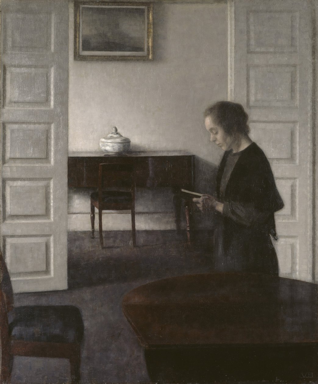 Lady Reading ile iç mekan, c.1900 (tuval üzerine yağlı boya) by Vilhelm Hammershoi