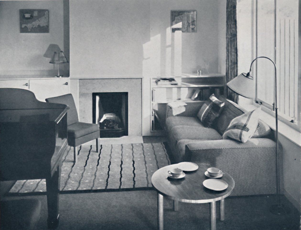Elsa Booth - Kuyruklu piyano için planlanan oturma odası, 1939 by W. Dennis Moss