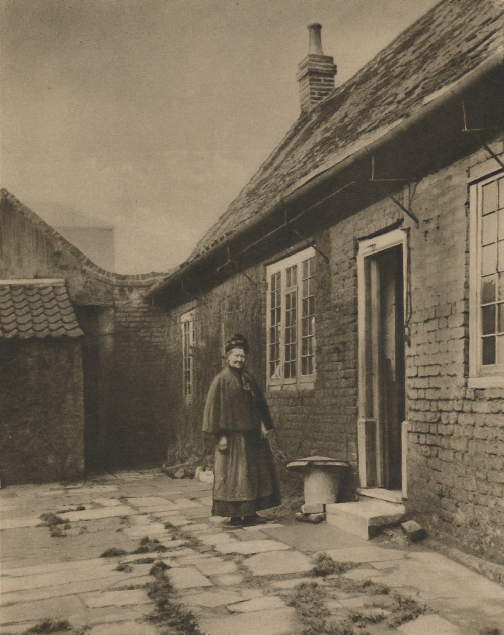 Onyedinci Yüzyılda Kurulan Kavak İmarethaneleri, 1926, c1935. by W. Whiffin