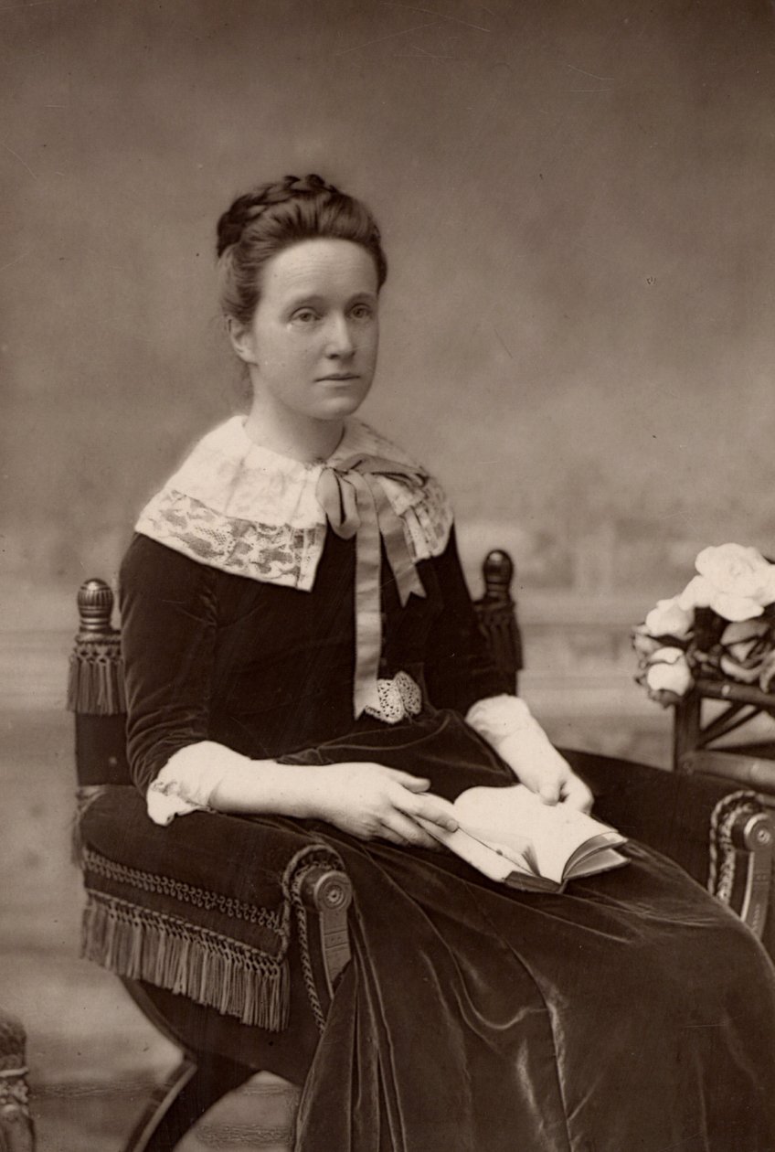""Millicent Fawcett (Garrett doğumlu - 1947-1929) İngiliz feminist, 50 yıldır kadınların oy hakkı hareketinin lideri. Öncü kadın doktor Elizabeth Garrett Anderson'ın kız kardeşi; kör radikal politikacı Henry Fawcett'in karısı (woodburytyp by W. and D. (after) Downey