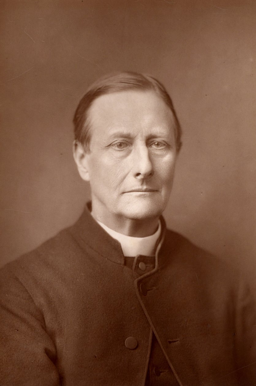 Sabine Baring-Gould (1834-1924) İngiliz din adamı, yazar ve ilahi yazarı. En ünlü ilahisi "İleriye, Hıristiyan Askerler" dir (woodburytype) by W. and D. (after) Downey