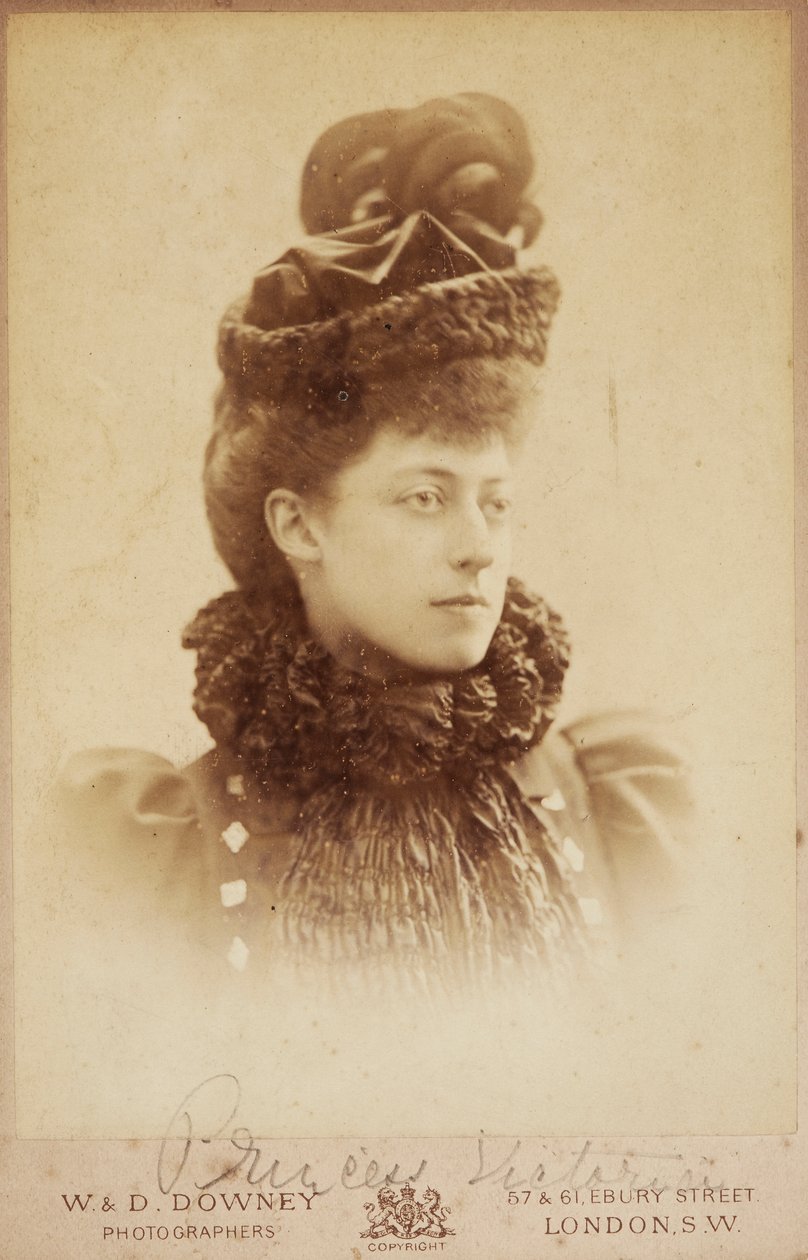 Galler Prensesi Victoria, 19. yüzyılın sonlarında by W. and D. Downey