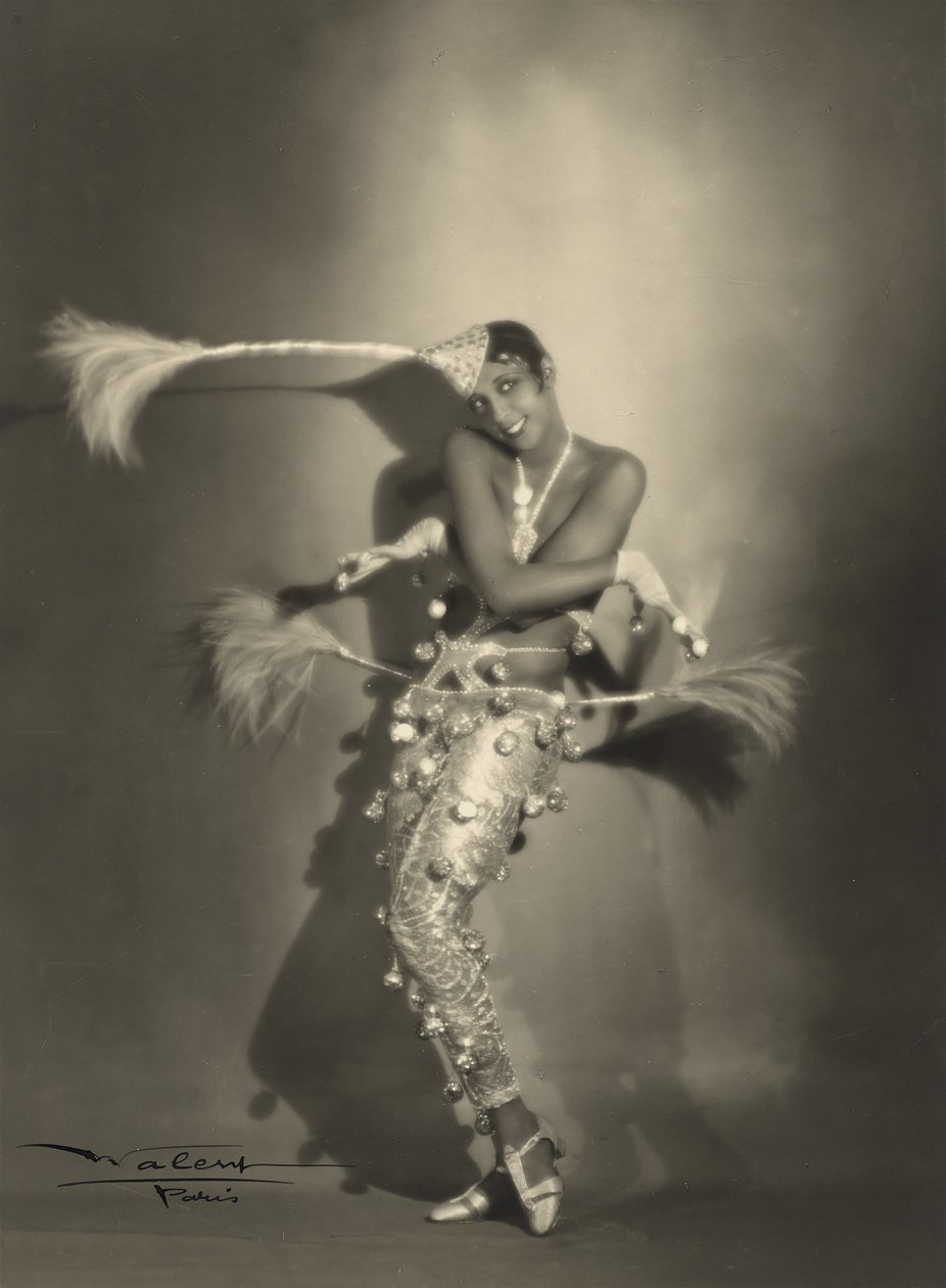 Josephine Baker, c.1927 (jelatin gümüş baskı) by Walery