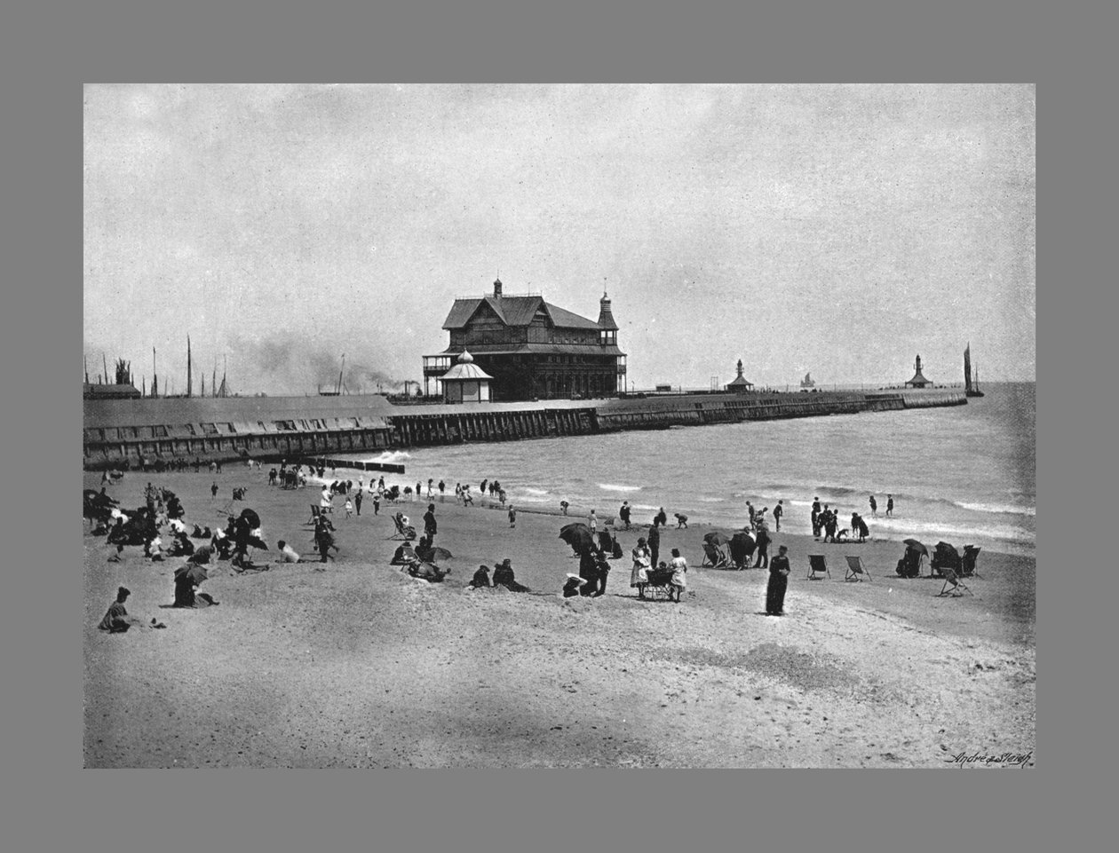 İskele, Lowestoft, c1900 by Walter Boughton