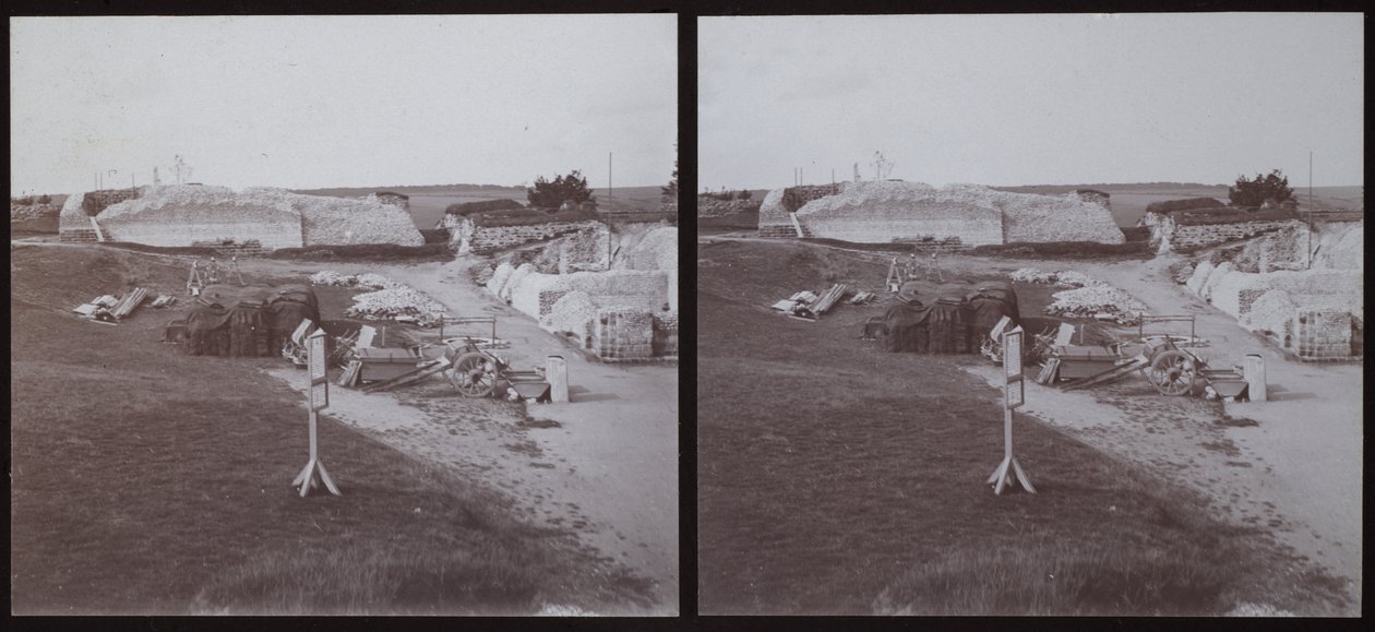 Eski Sarum, Salisbury, Wiltshire, 1913. by Walter Edward Zehetmayr