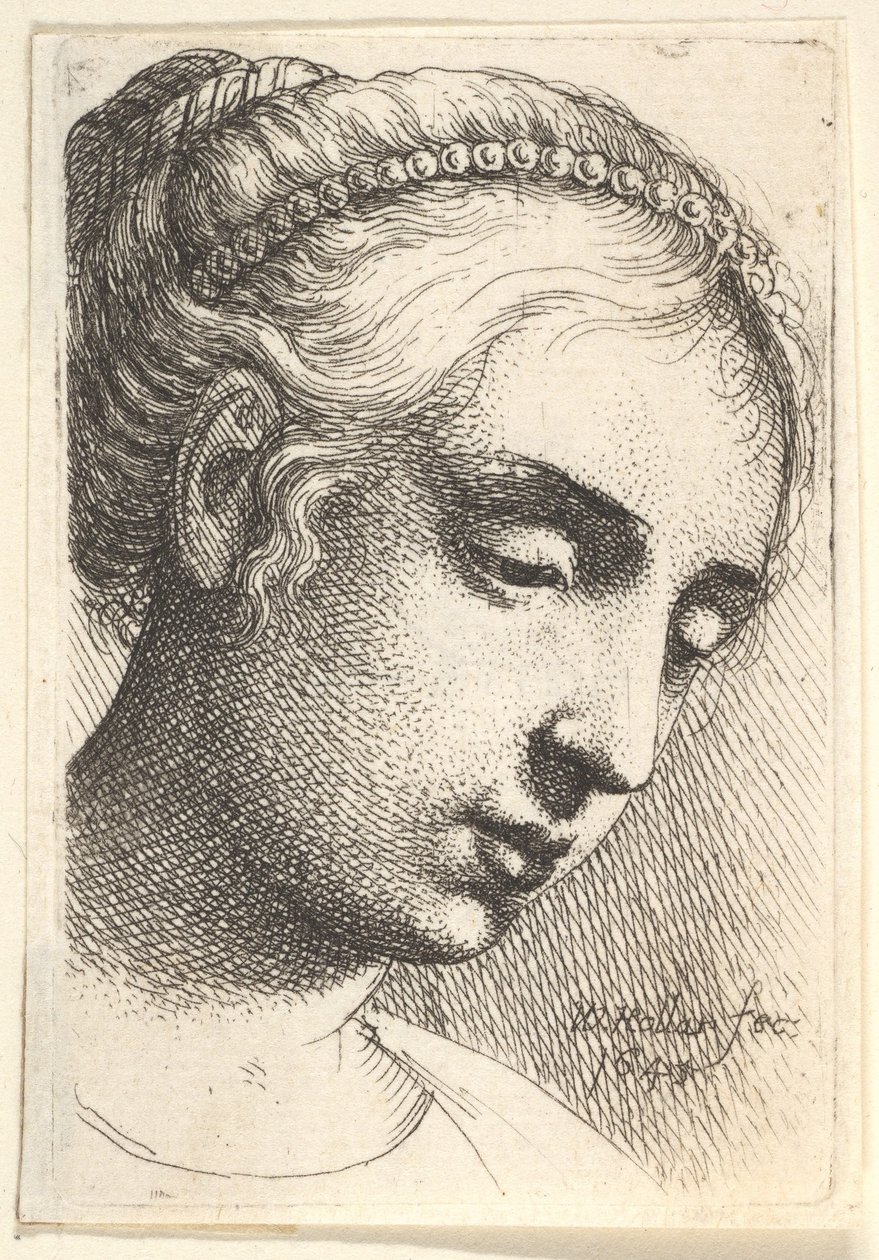 Saçında inci dizisi olan kadın, aşağı doğru sağa bakıyor, 1645. by Wenceslaus Hollar
