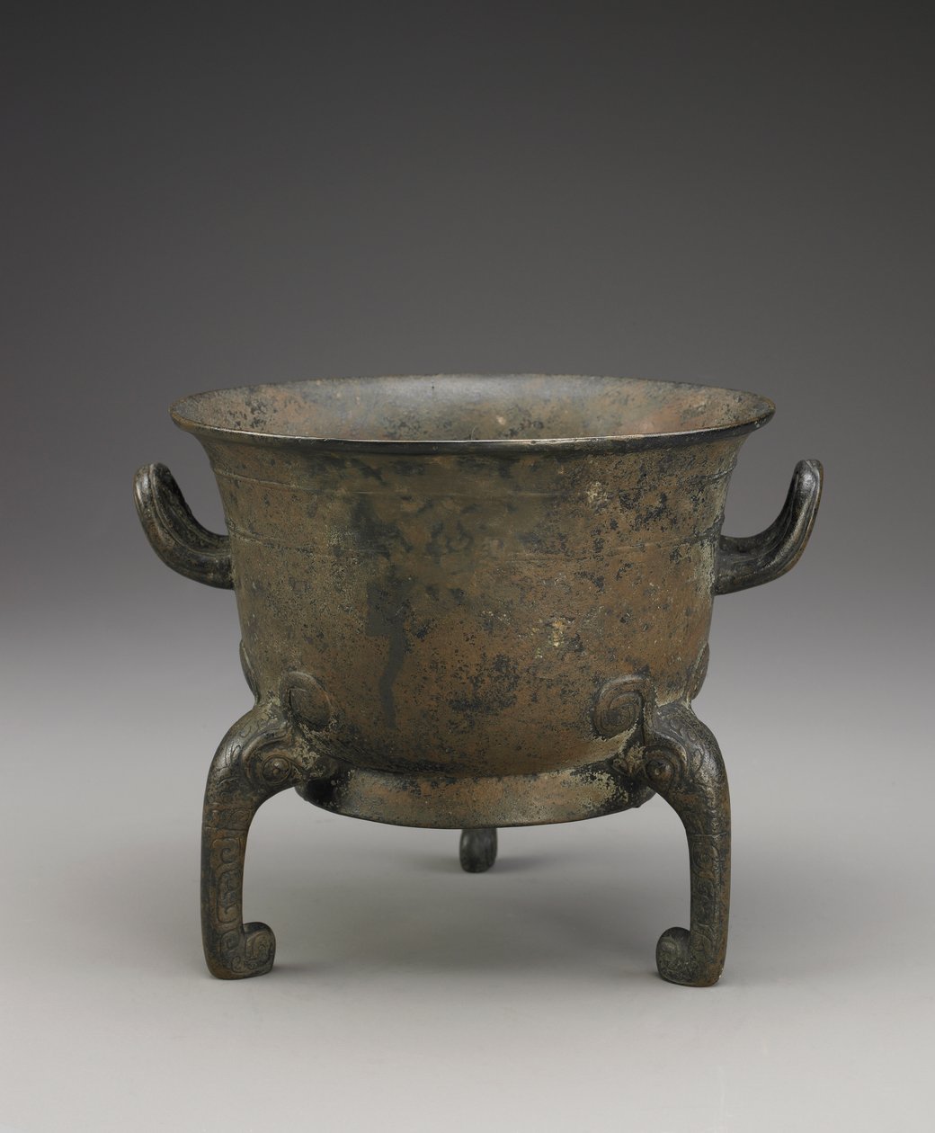 Ritüel yiyecek kabı (Yu), yaklaşık MÖ 1000-900 (bronz) by Western Zhou Dynasty Chinese School