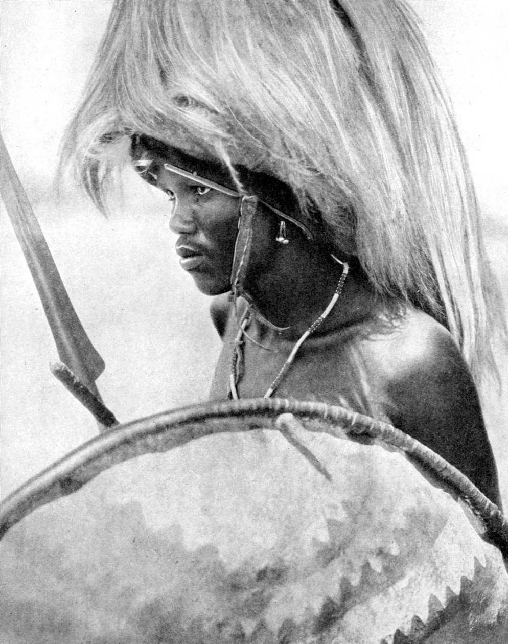 Bir Masai savaşçısı, Afrika, 1936. by Wide World Photos