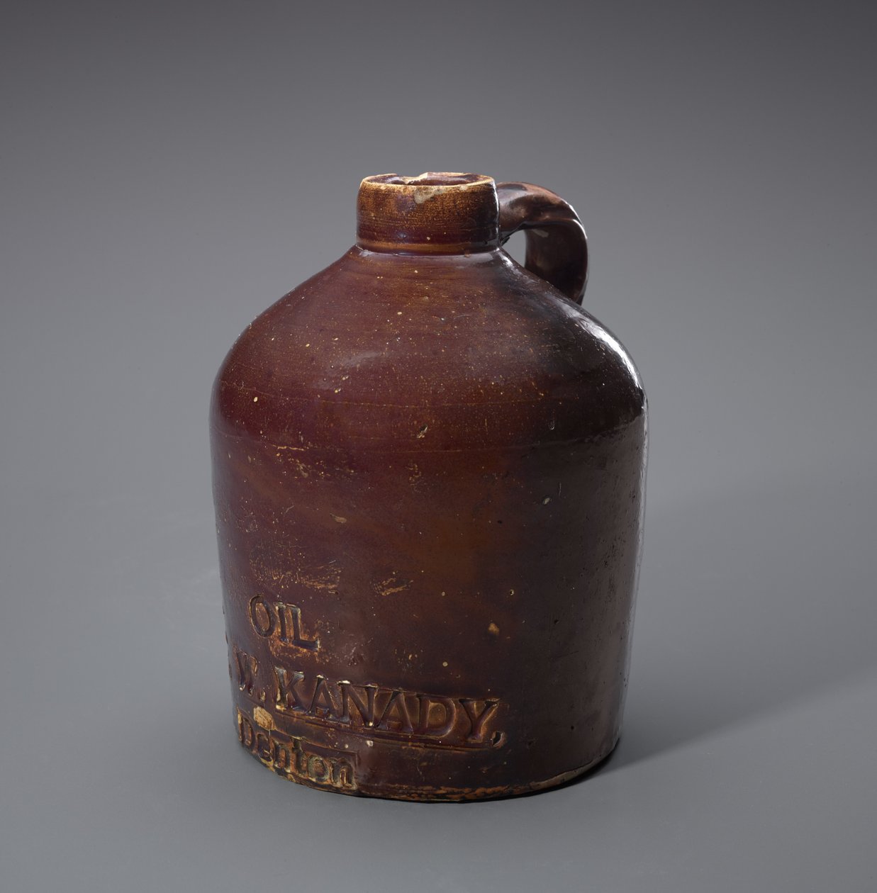 Quart Sürahi, c. 1890-1905 (slip-sırlı çömlek) by William (attr.to) Wilson