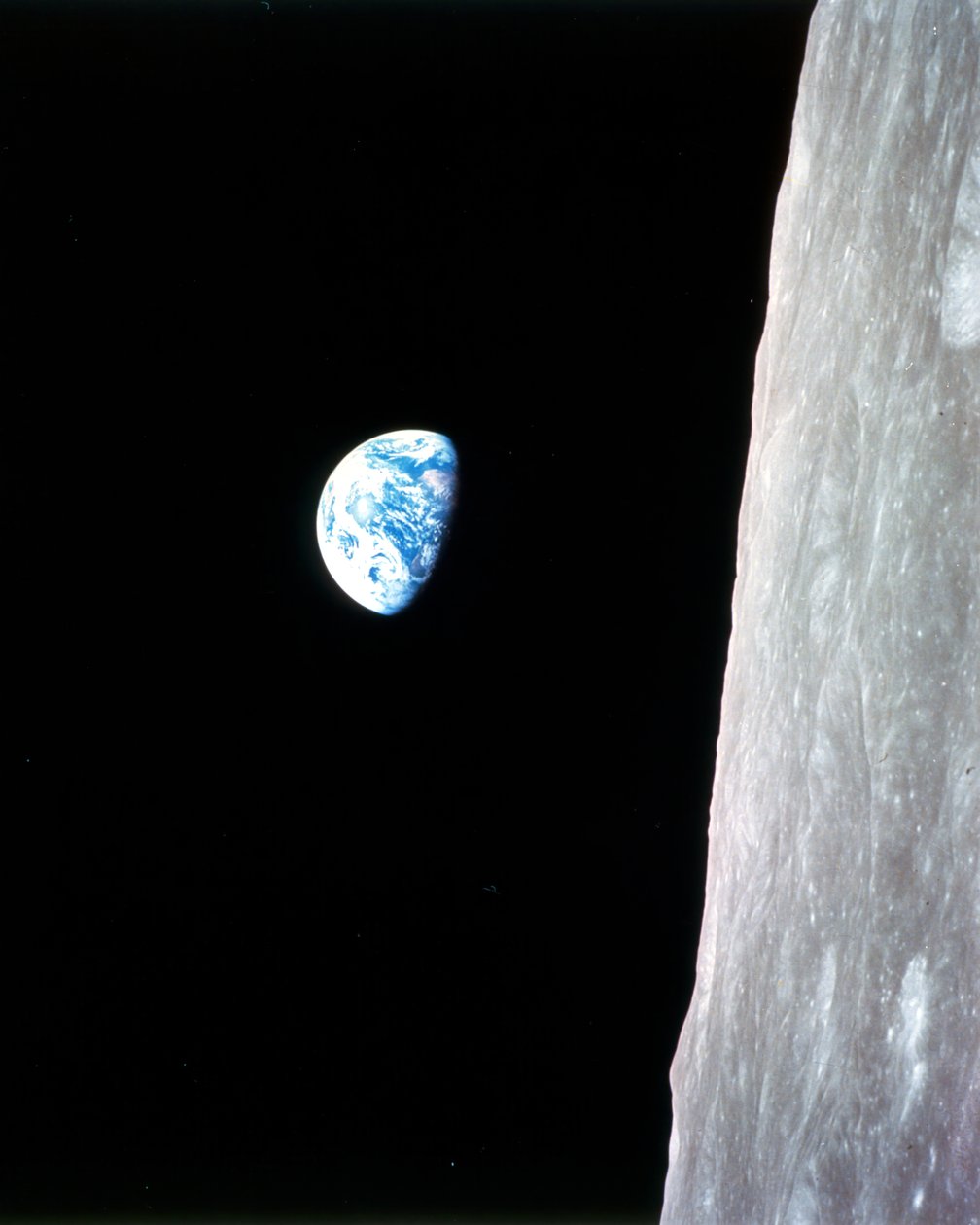 Earthrise - Apollo 8, 24 Aralık 1968. by William A Anders
