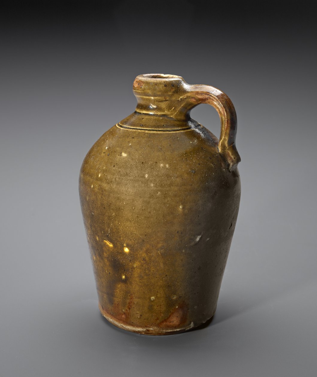 Sürahi, ç. 1870-1872 (slip-sırlı çömlek) by William C. (attr.to) Knox