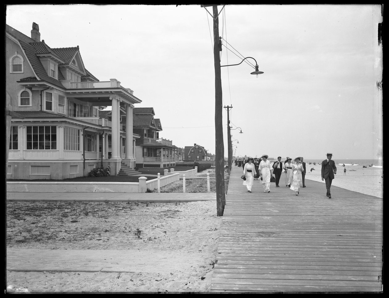 Beach 125th Street, Belle Harbour, Queens, 11 Temmuz 1915