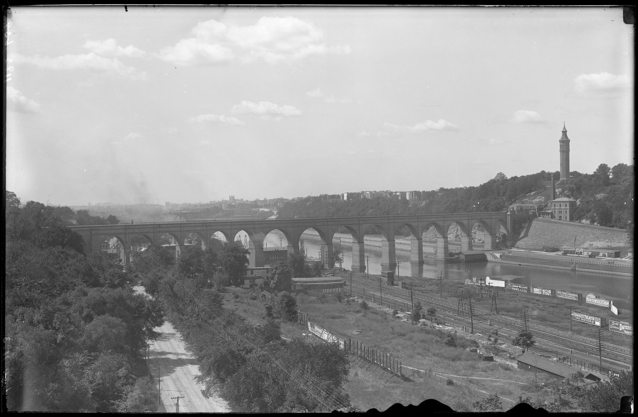 Harlem Nehri, Yüksek Köprü ve Highbridge Kulesi