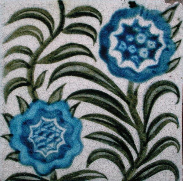 Stilize çiçekli karo (seramik) by William de Morgan
