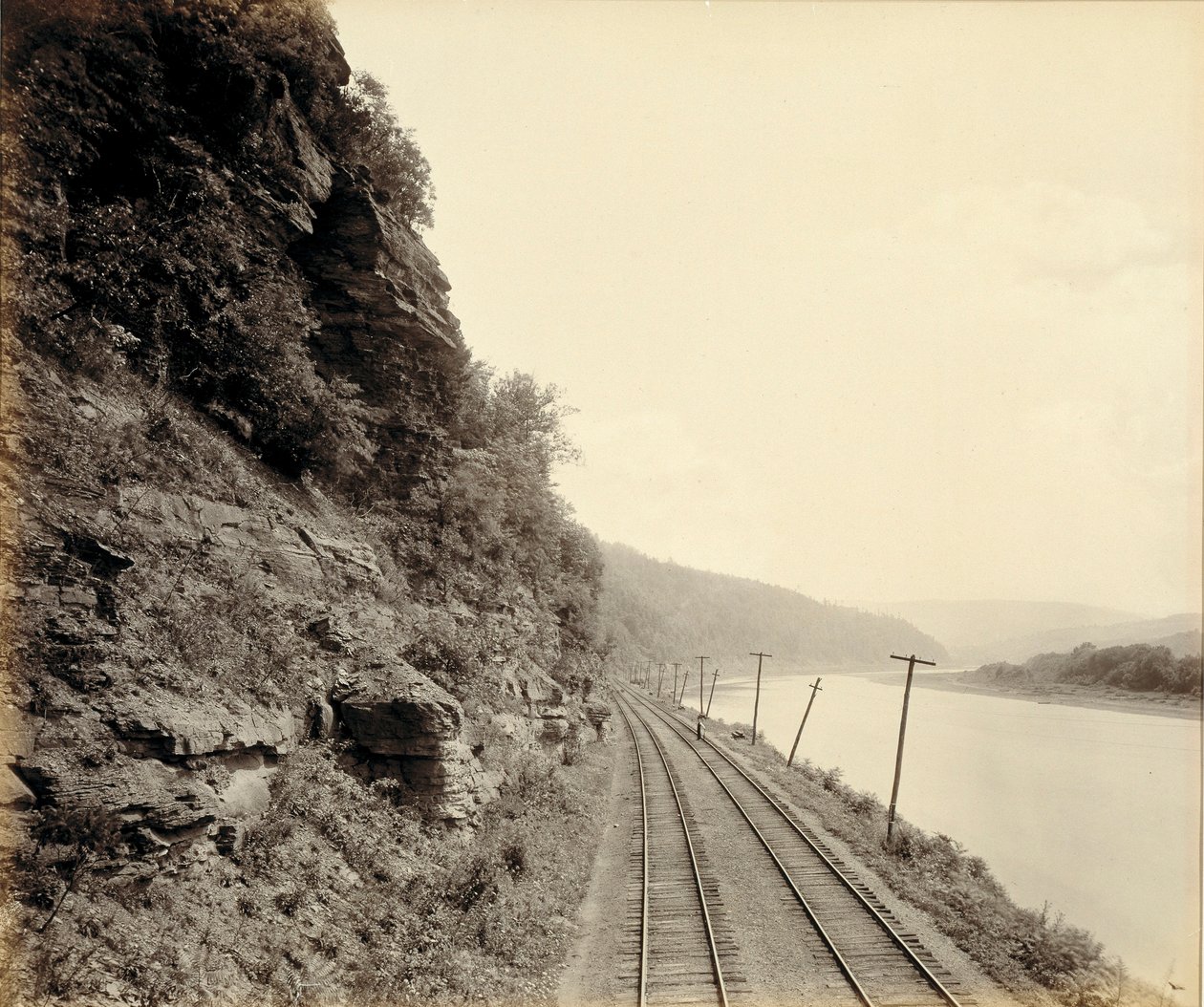 Katedral Kayalıkları, Meshoppen yakınlarındaki Susquehanna Nehri, Lehigh Valley Demiryolu için by William H. Rau